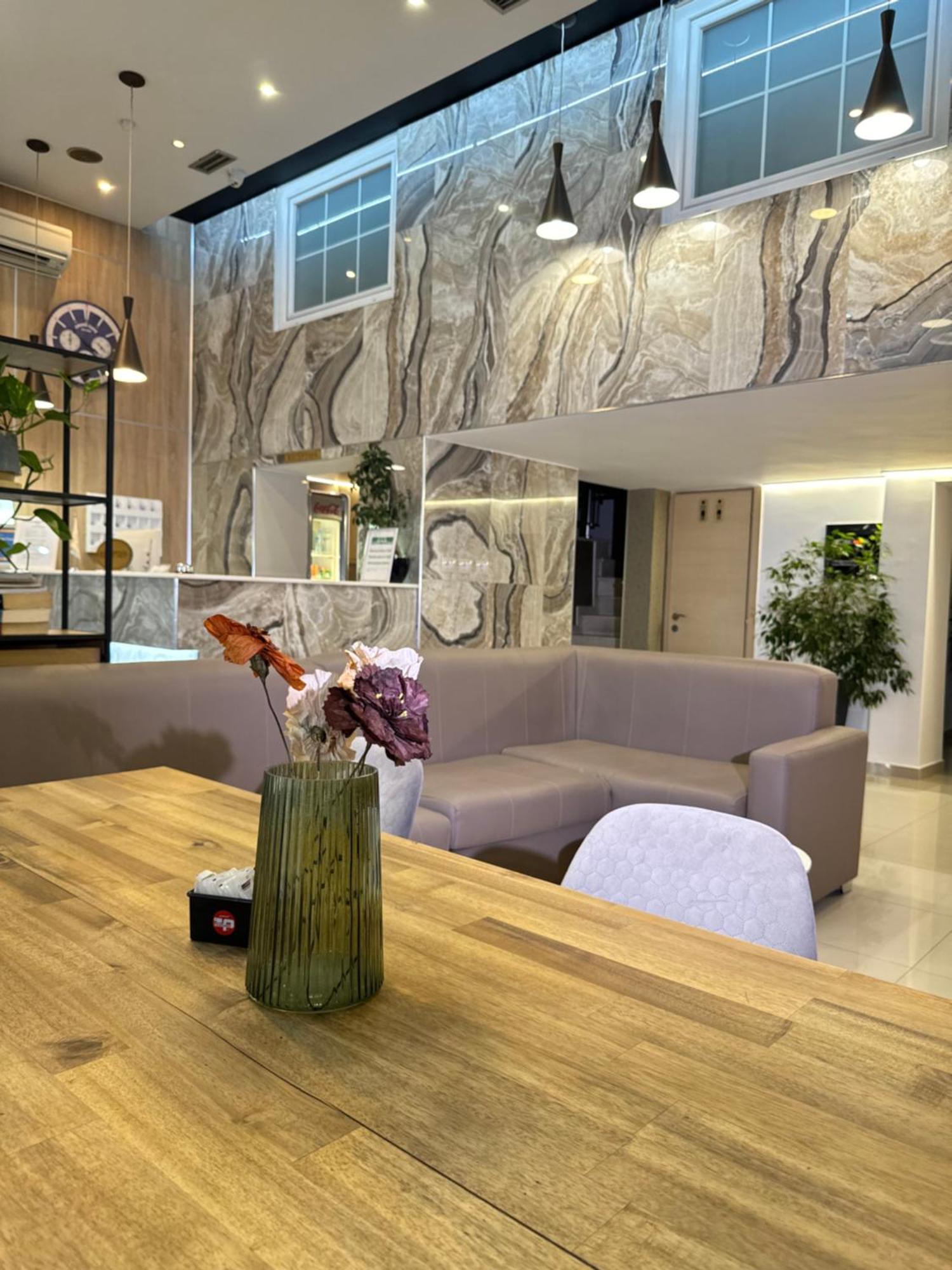 Park Hotel Tirana Yzberishti エクステリア 写真