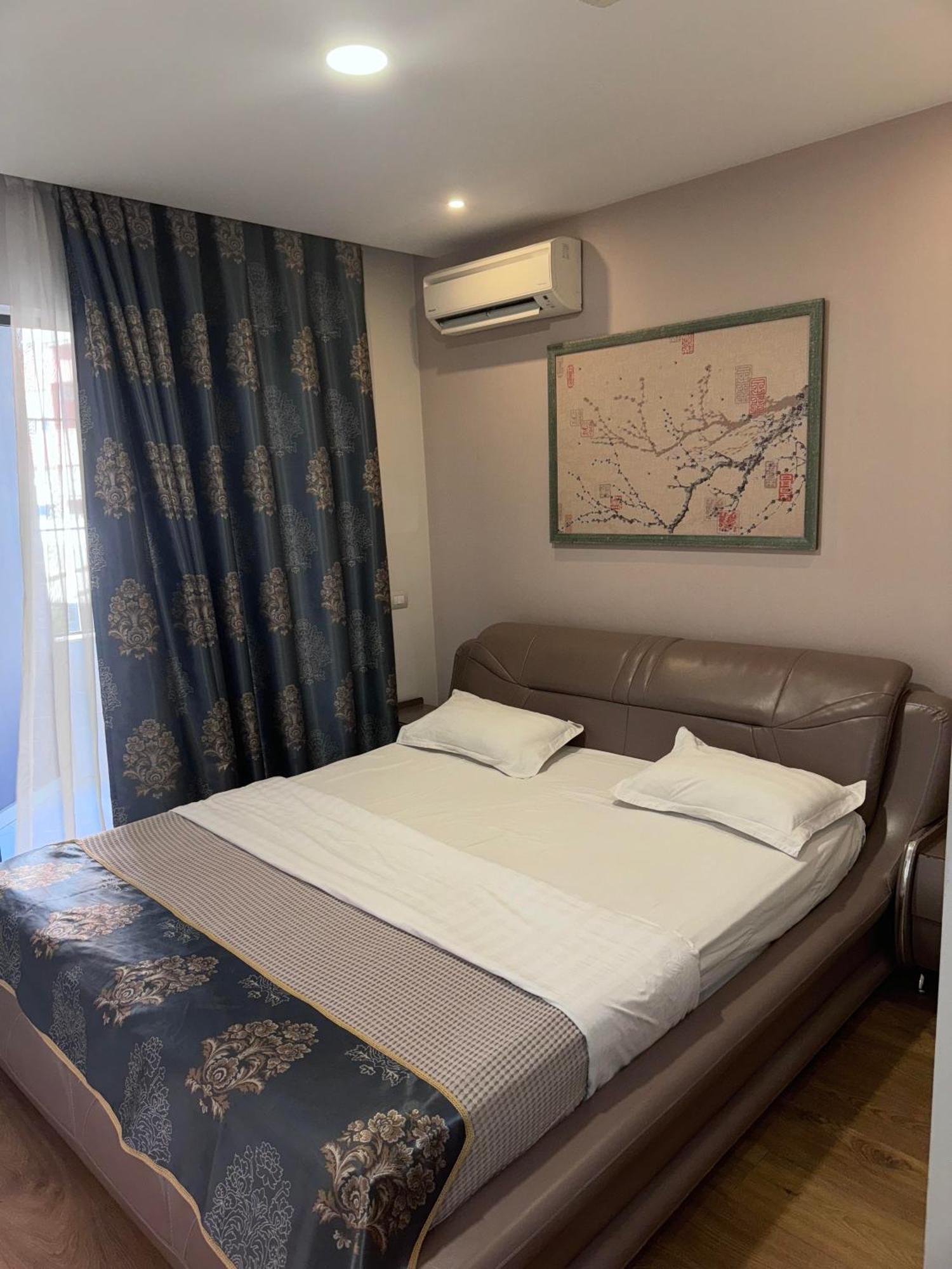 Park Hotel Tirana Yzberishti エクステリア 写真